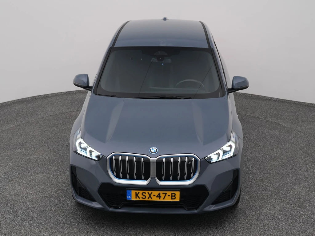 BMW iX1 – foto 17