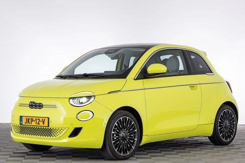 Fiat 500e La Prima | JBL | LEDER | PANORAMADAK | NAVI | CAMERA | 24 kWh | SOH: 99,2% |