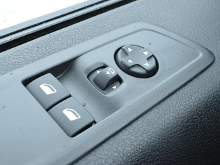 Opel Vivaro – thumbnail 20