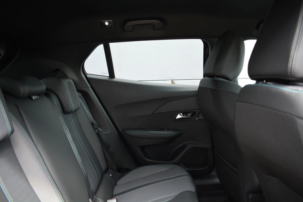 Peugeot e-2008 – foto 18