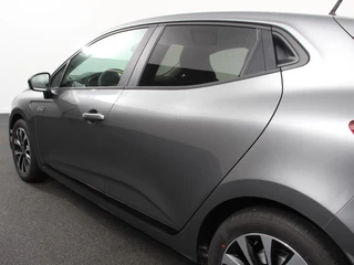 Mitsubishi Colt – thumbnail 32