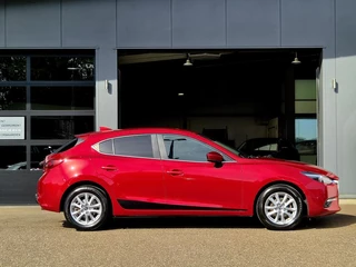 Mazda 3 – thumbnail 10