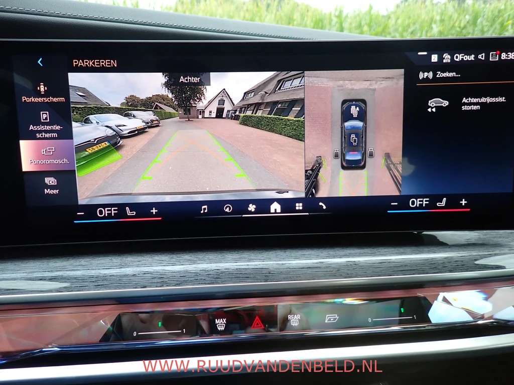 BMW i7 – foto 18