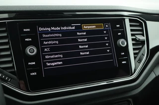 Volkswagen T-Roc – thumbnail 37