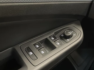 Volkswagen Golf – thumbnail 10