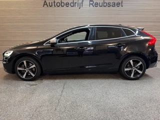 Volvo V40 – thumbnail 2