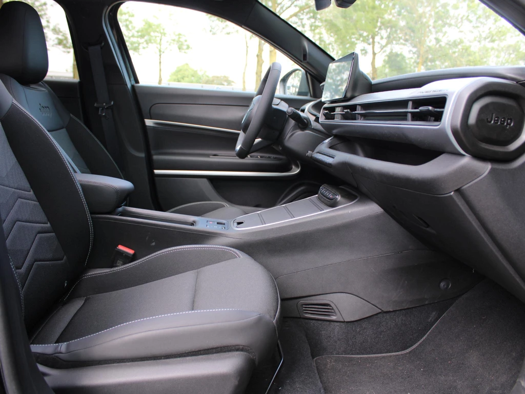 Jeep Avenger – foto 9