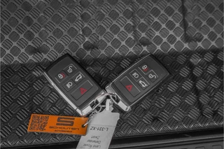 Land Rover Defender – thumbnail 16
