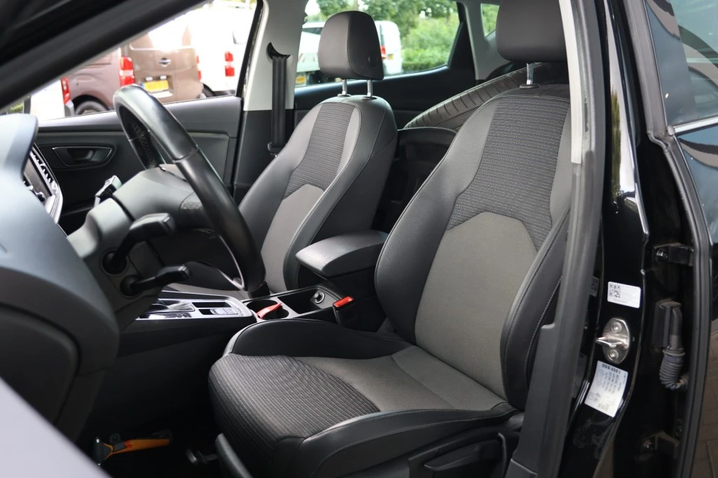 SEAT Leon – foto 19