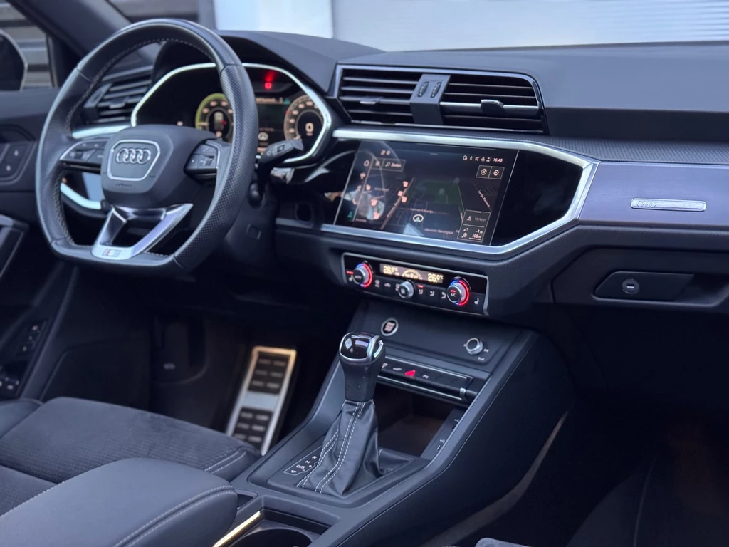 Audi Q3 – foto 18