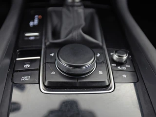 Mazda 3 – thumbnail 11