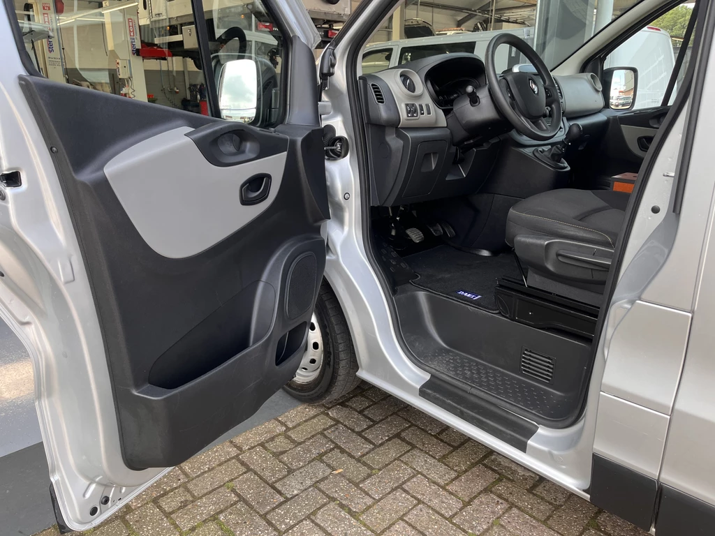 Renault Trafic – foto 11