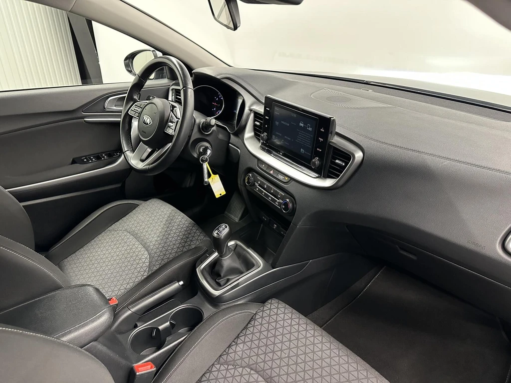 Kia XCeed – foto 11