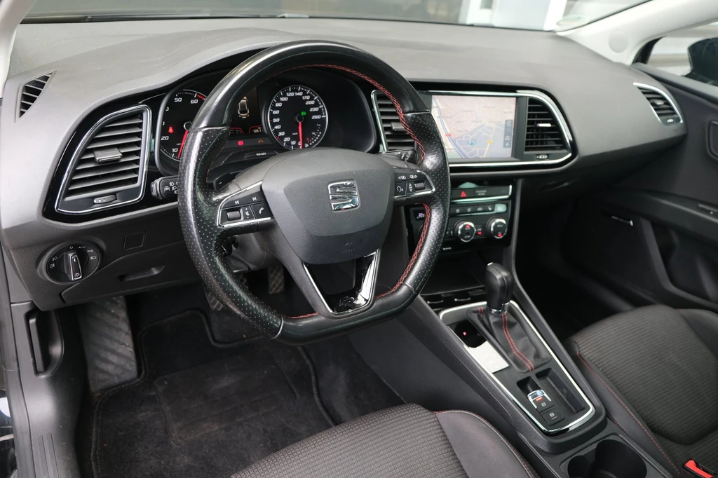 SEAT Leon – foto 9