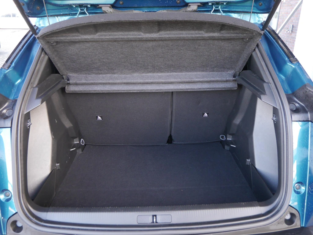 Peugeot e-2008 – foto 9