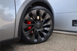 Tesla Model Y – thumbnail 9