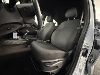 Hyundai i10 – thumbnail 11