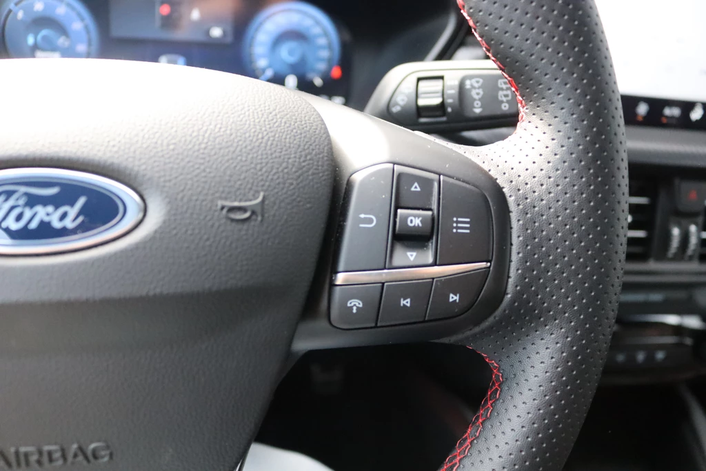 Ford Kuga – foto 18