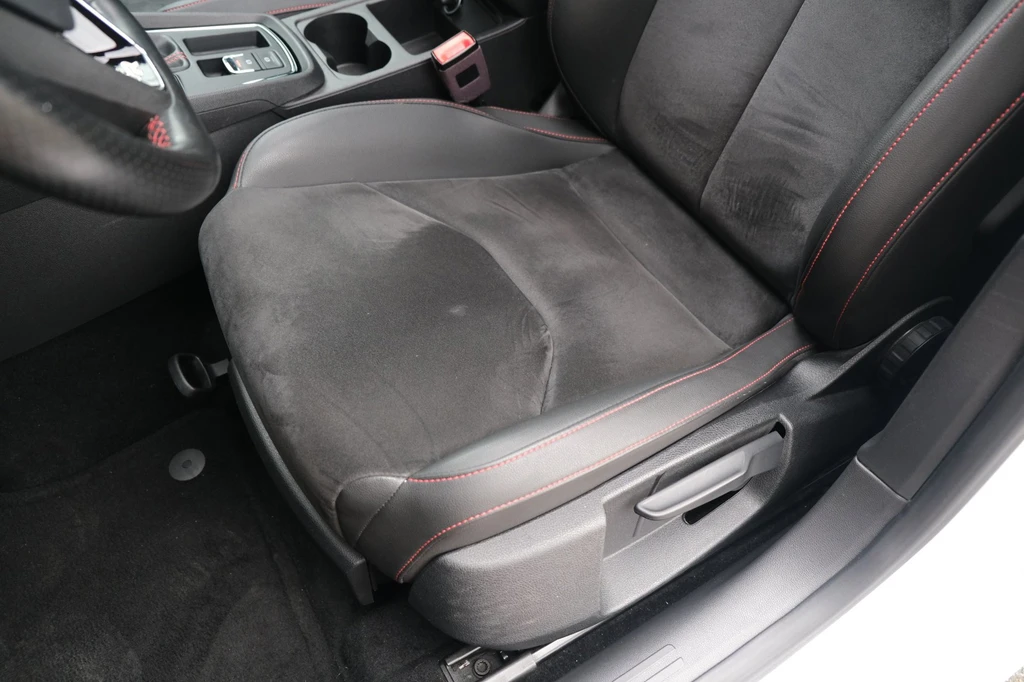 SEAT Leon – foto 11