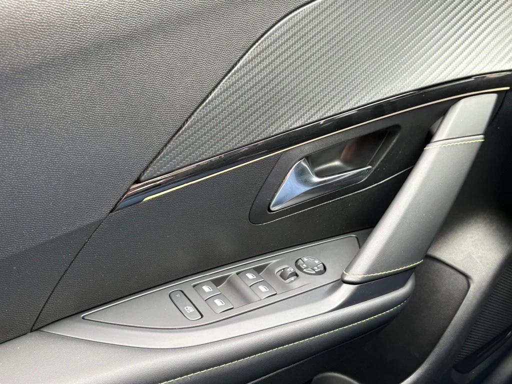 Peugeot 208 – foto 19