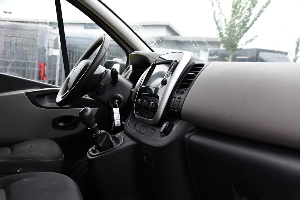 Renault Trafic – foto 26