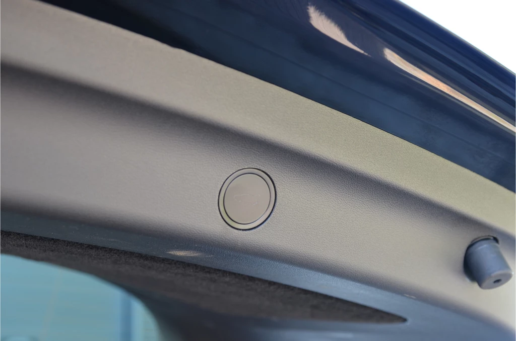 Tesla Model Y – foto 34