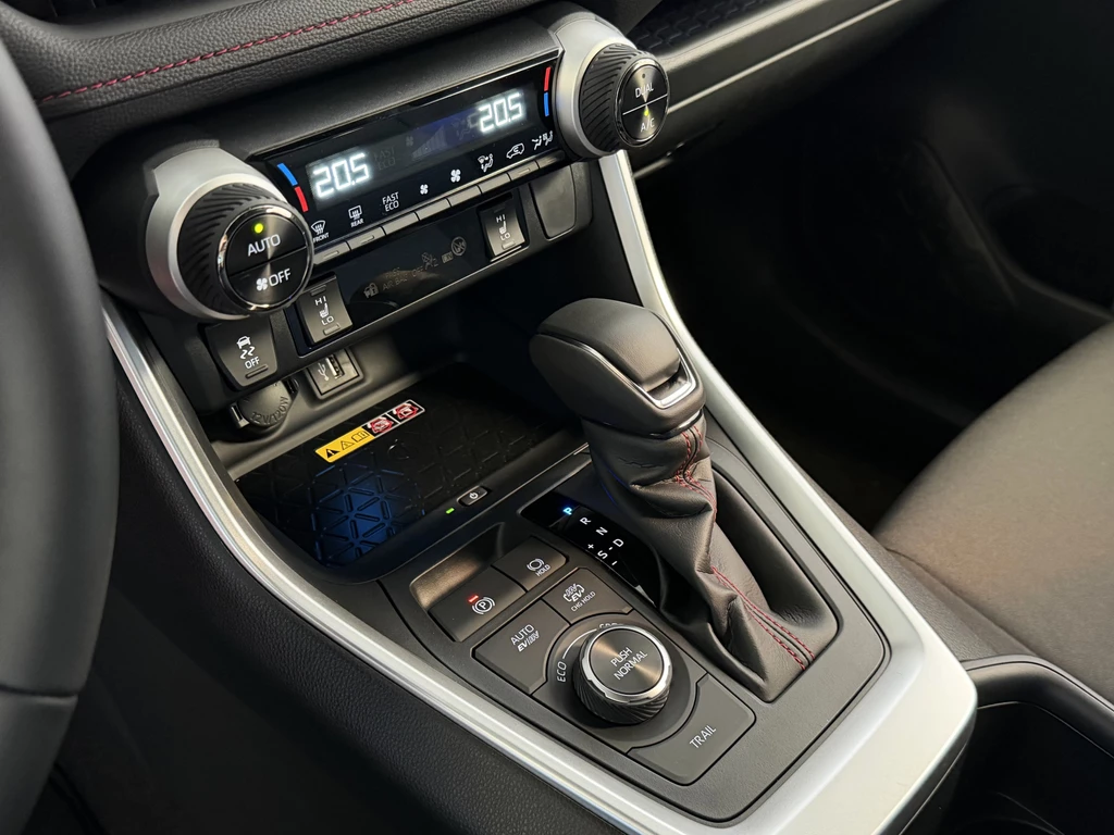 Toyota RAV4 – foto 24