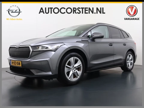 Škoda Enyaq iV 60 SOH 91% Warmtepomp Adap.Cruise Stuur+Stoelverwarming Camera 3-Zone Ecc Navi Apple Carplay Android Auto Keyless Advanced Pdc Lane Assist Dodehoek Assist Lmv 19" Bluetooth DAB Virtual Cockpit Verkeersbord Detectie 1e Eigenaar Origineel Nederlandse Auto Dealeronderhouden