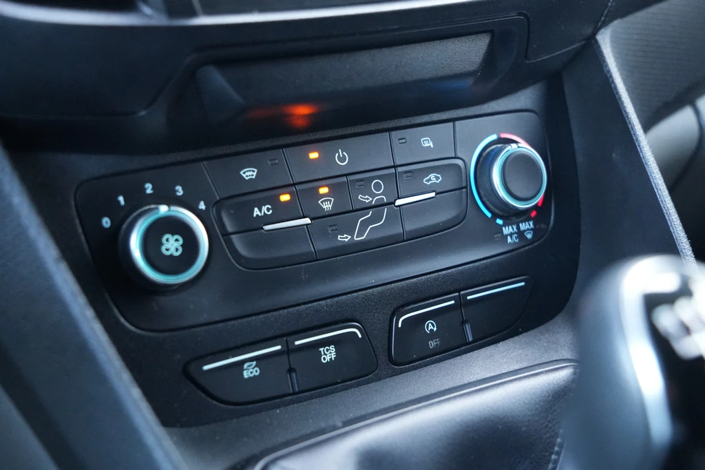 Ford Transit Connect – foto 27