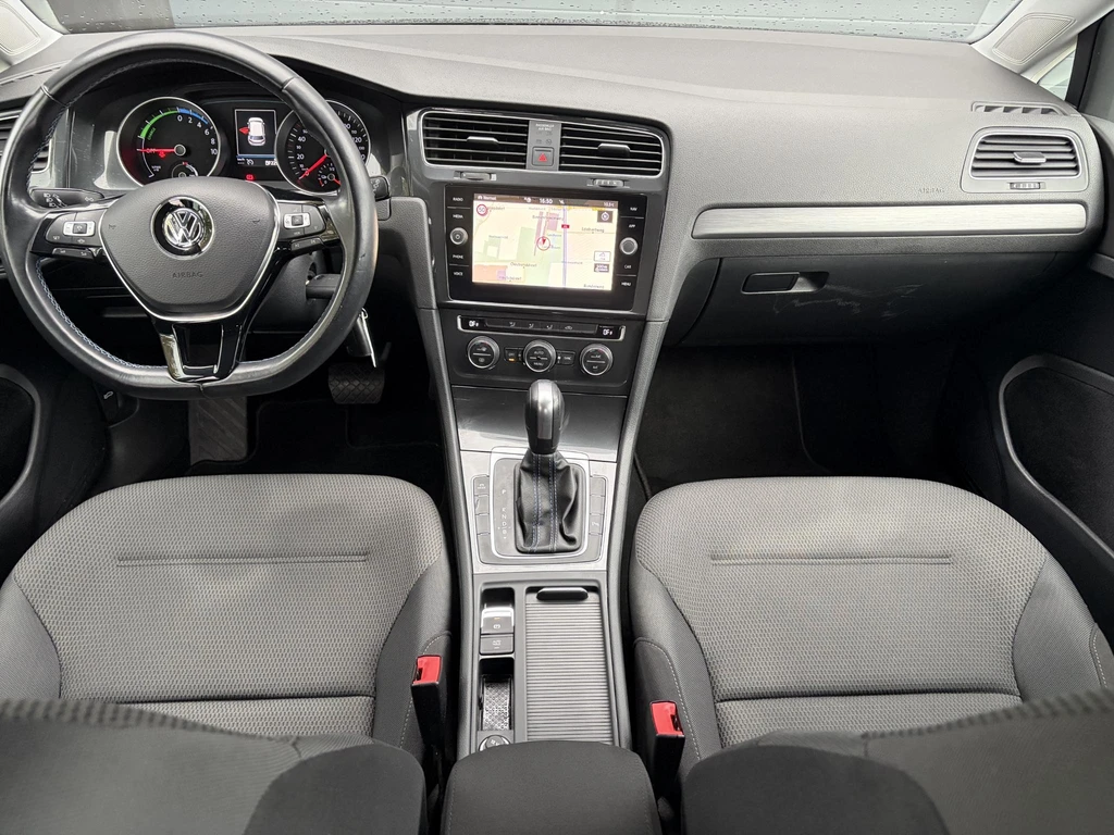 Volkswagen e-Golf – foto 9