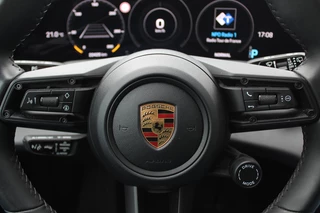Porsche Taycan – thumbnail 36