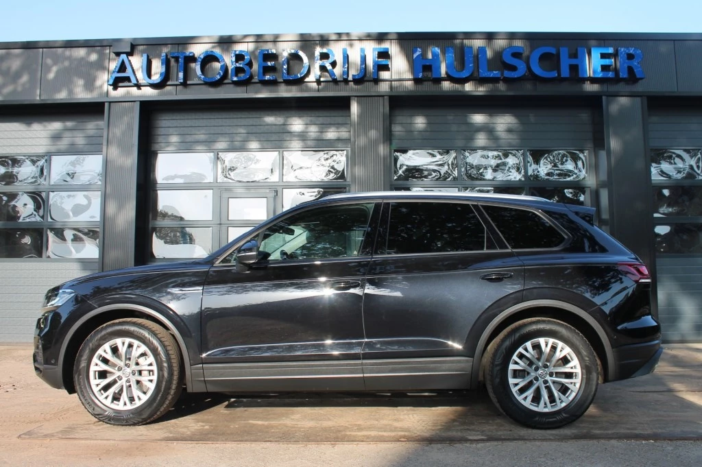 Volkswagen Touareg – foto 2