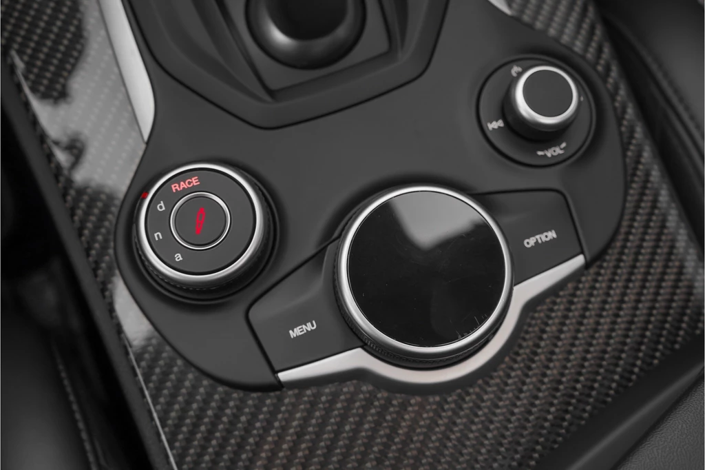 Alfa Romeo Stelvio – foto 37