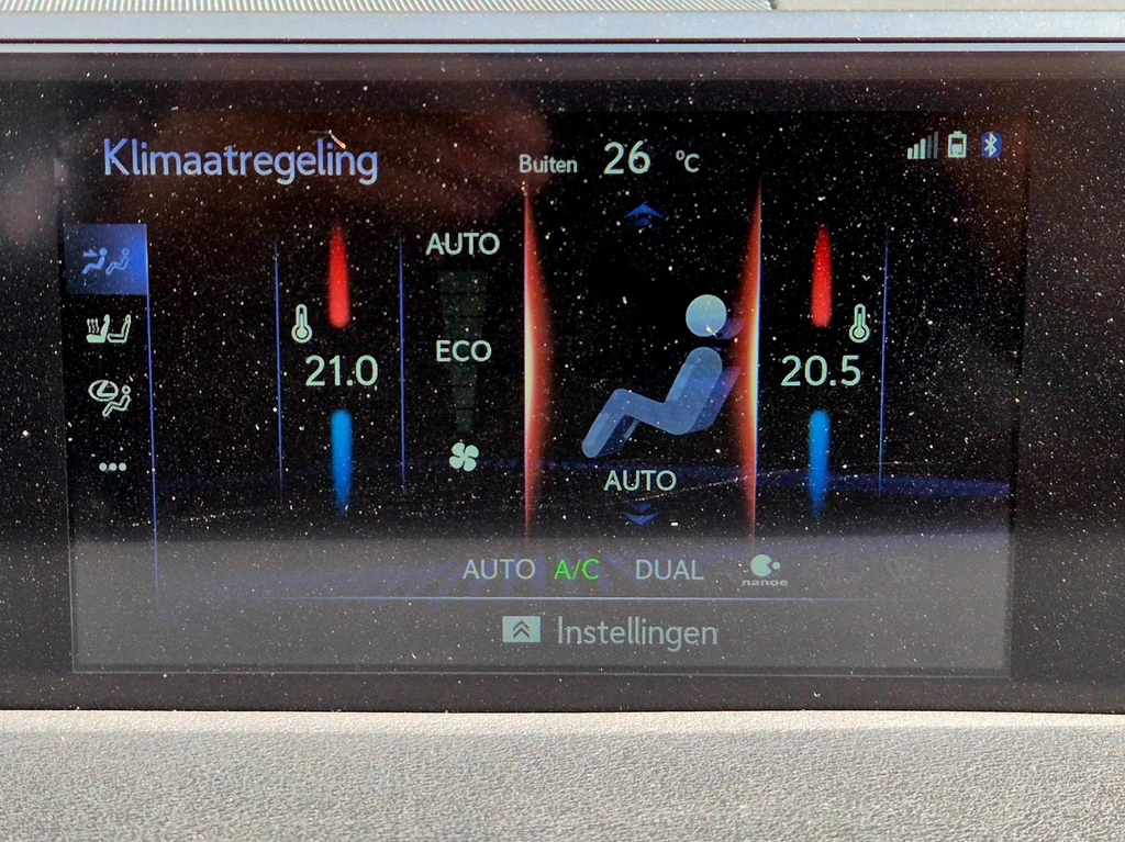 Lexus UX – foto 35
