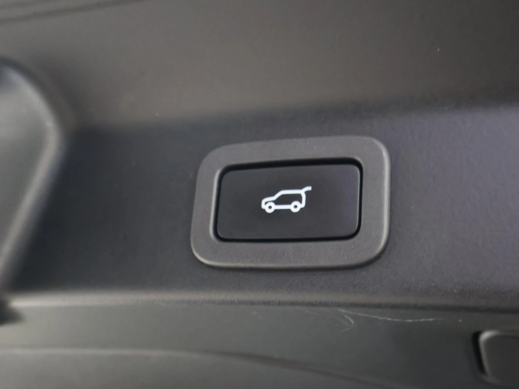 Jaguar F-PACE – foto 29