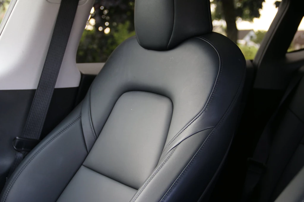 Tesla Model Y – foto 18
