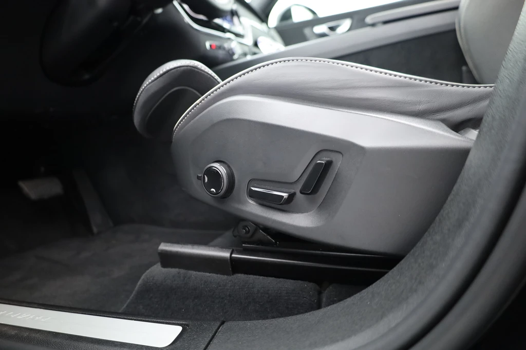 Volvo XC60 – foto 18