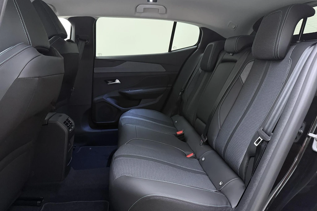 Peugeot 408 – foto 18