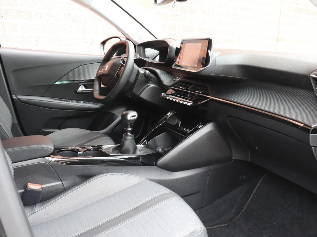 Peugeot 208 – foto 38