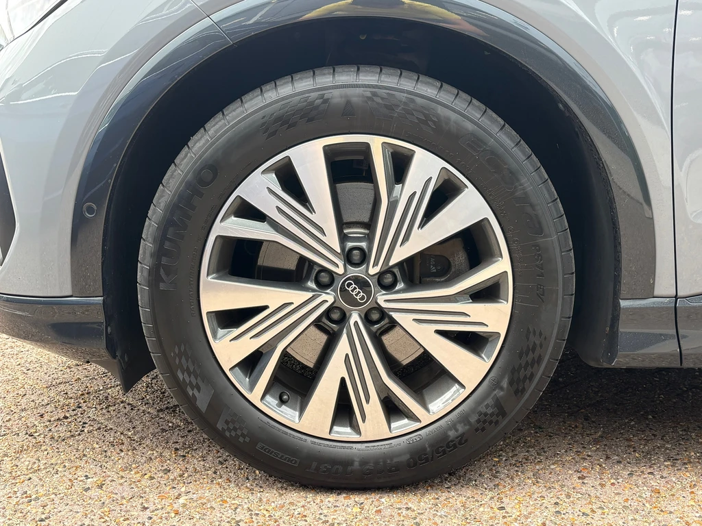 Audi Q4 e-tron – foto 6