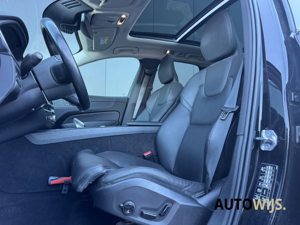 Volvo XC60 – foto 8