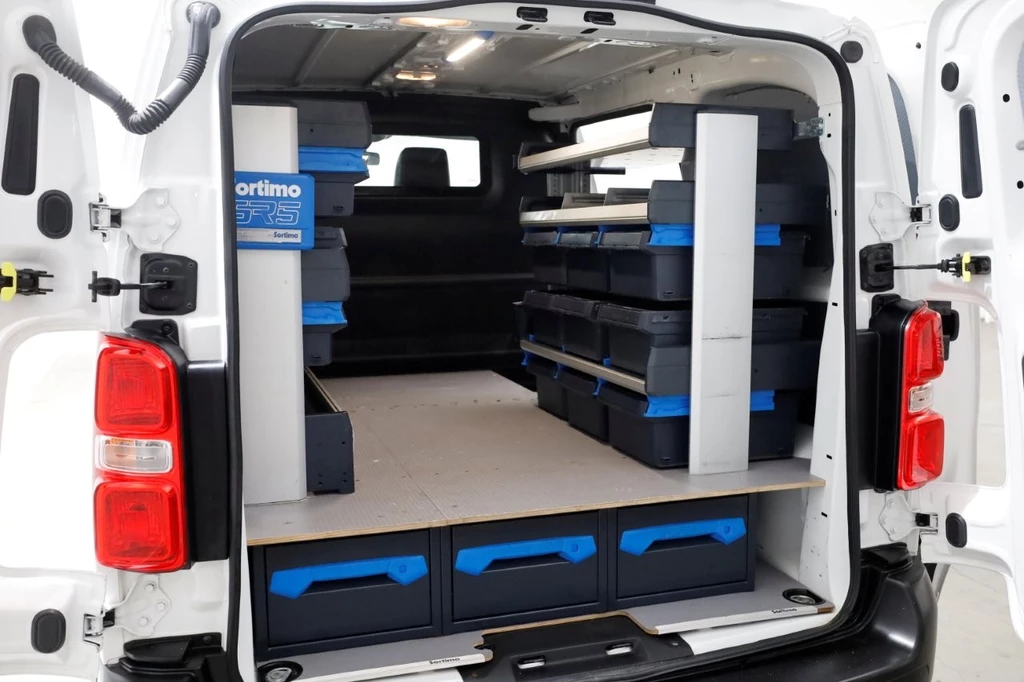 Opel Vivaro – foto 12