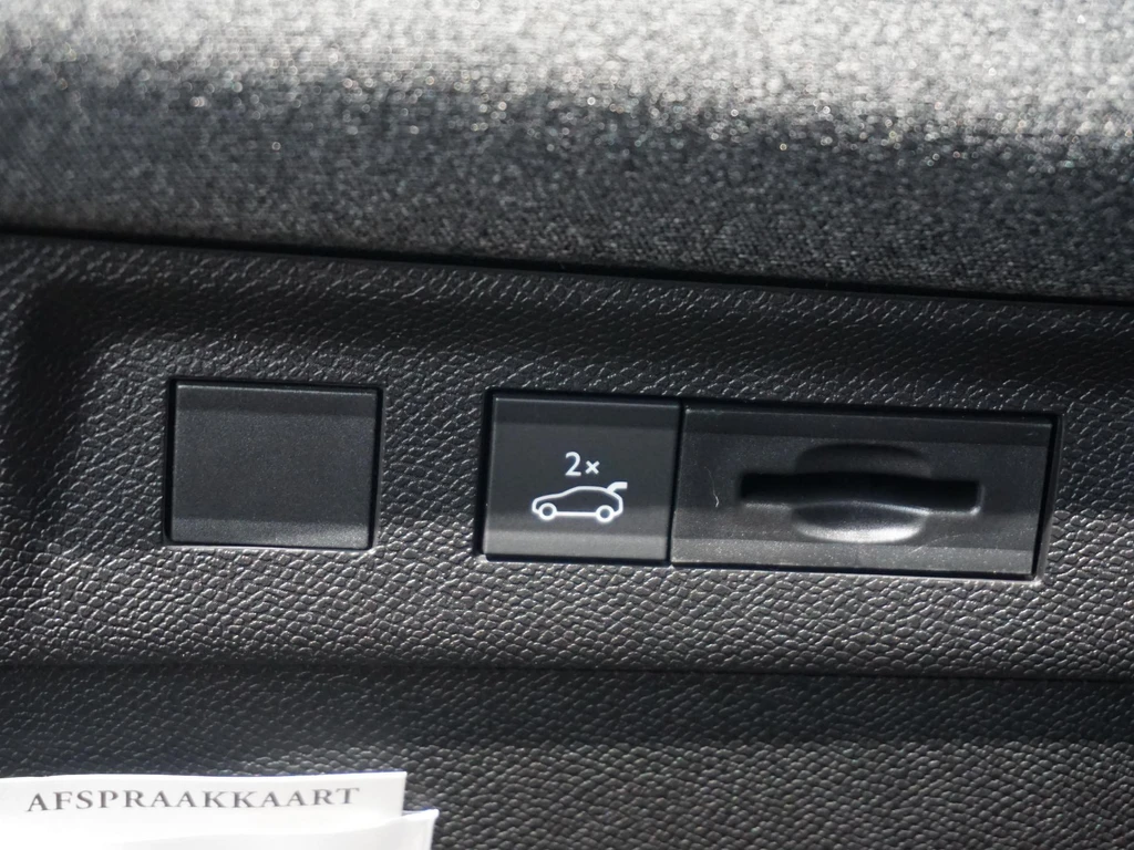 Opel Grandland – foto 16