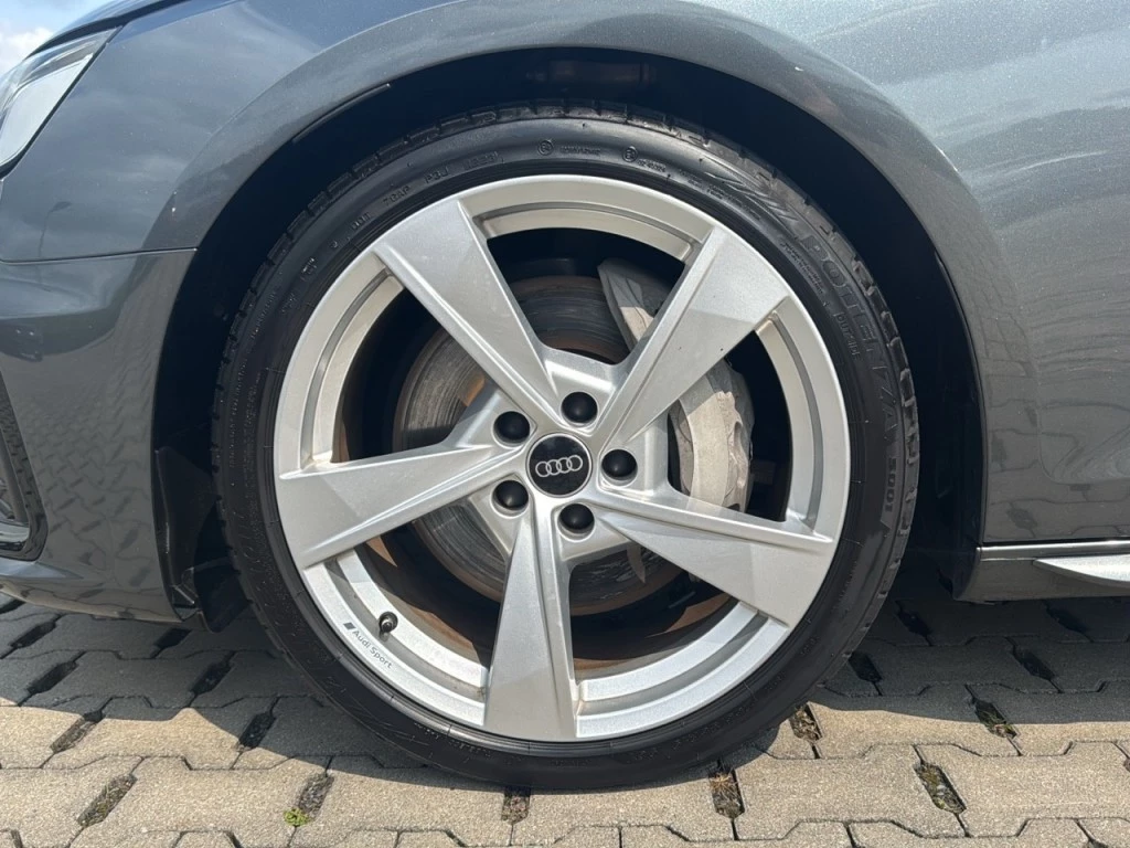 Audi A4 – foto 9