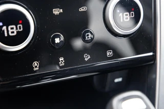 Land Rover Discovery Sport – thumbnail 38