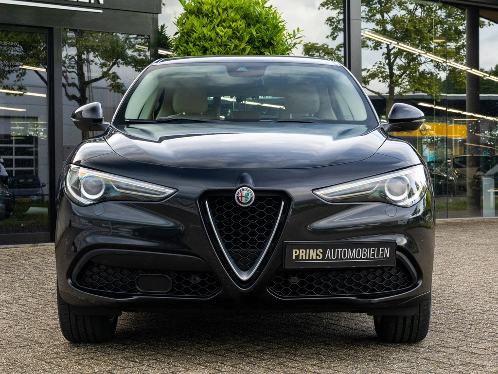 Alfa Romeo Stelvio – foto 8