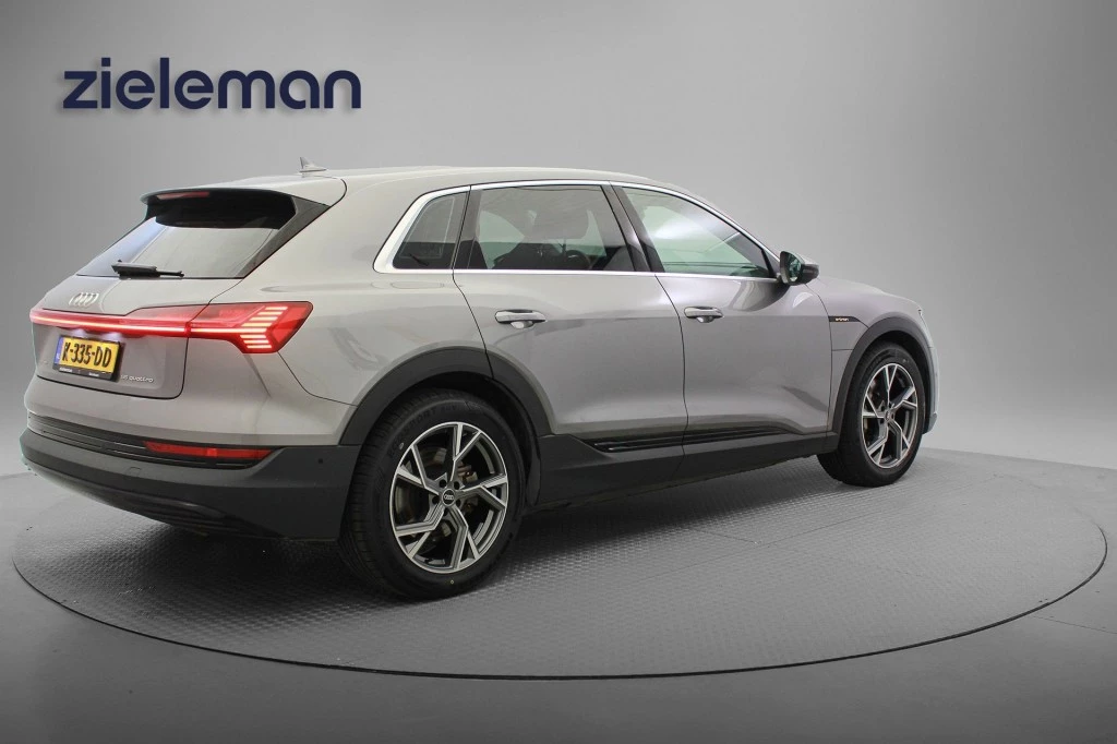 Audi e-tron – foto 5