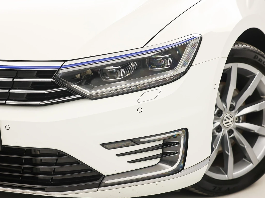 Volkswagen Passat – foto 30