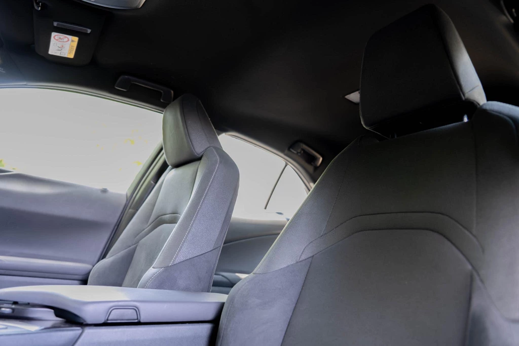 Lexus UX – foto 27