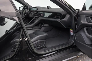 Porsche Taycan – thumbnail 17